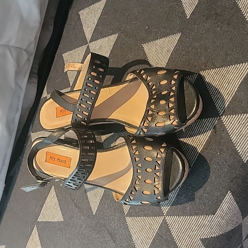 Vintage Miz Mooz heels